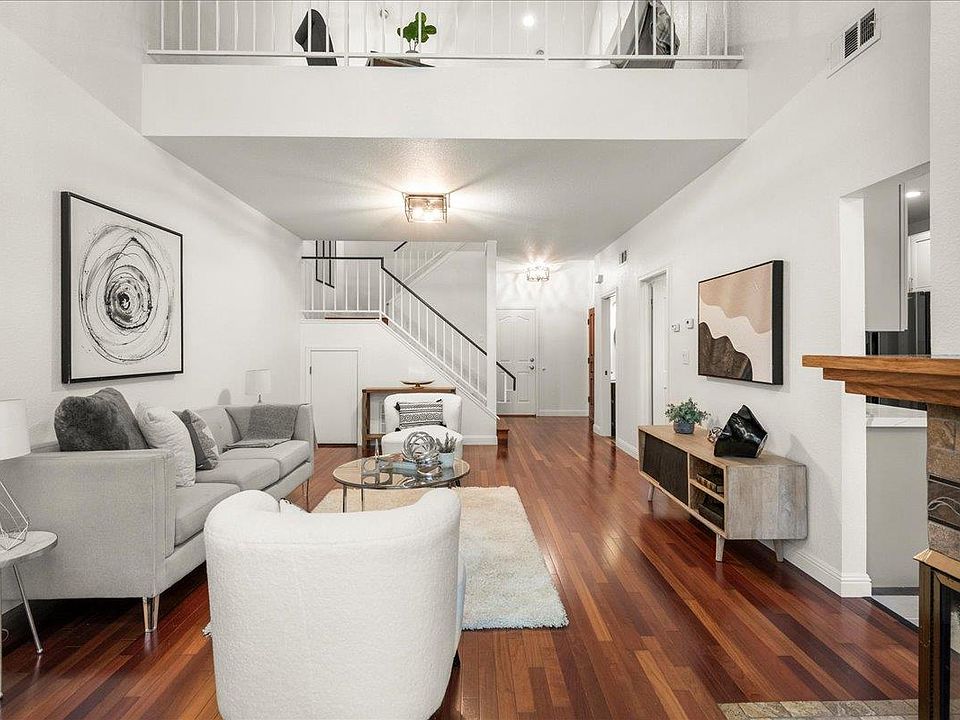1st image of 2655 Heritage Park Cir