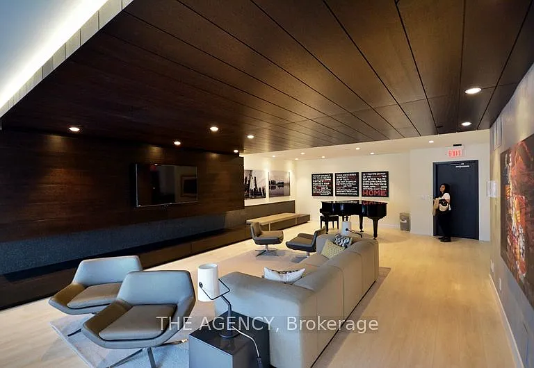 170 Sumach St #711 — Photo 7