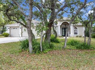 1 Hackberry Ct S, Homosassa, FL 34446