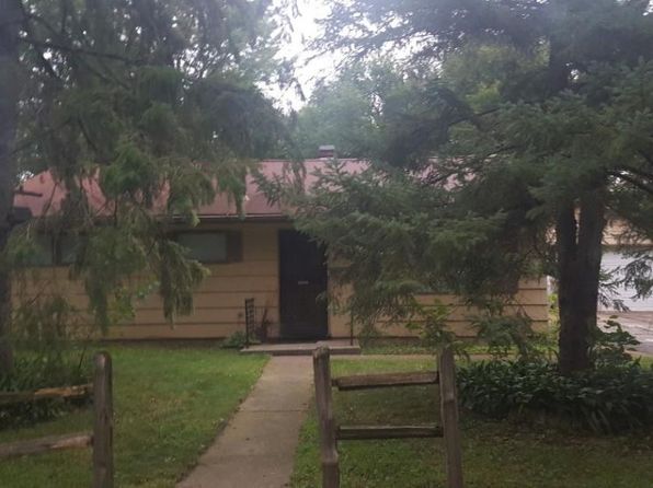 1210 Blaine Dr