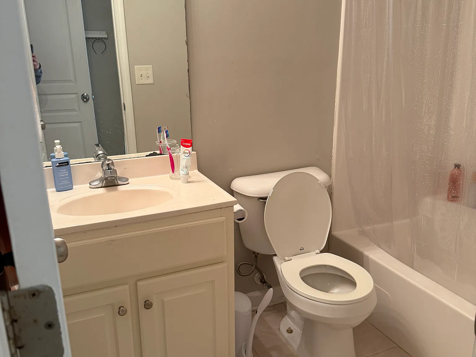 3 bed, 1444 sqft, $1,600 — Photo 4