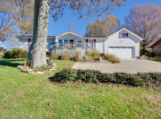 155 Lakeside Dr, Carthage, TN 37030