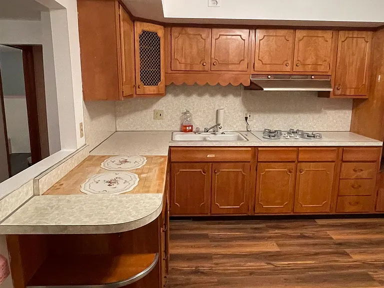 214 Marlborough Rd #2 — Photo 2