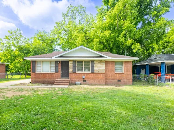 2830 Hawthorne Dr, Columbus, GA 31903