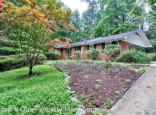 303 N Elliott Rd, Chapel Hill, NC 27514