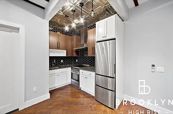Rented by Brooklyn High Rise LLC | media 11