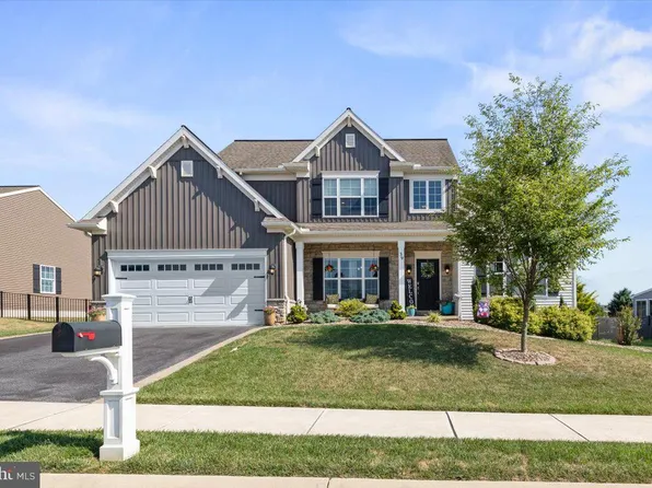 39 Blue Jay Way, Lebanon, PA 17042