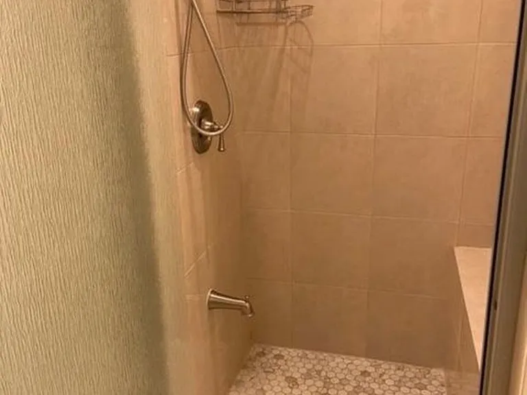 1748 Sunset Ridge Dr — Photo 18