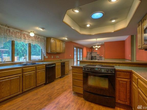 5th image of 23615 SE 374th St