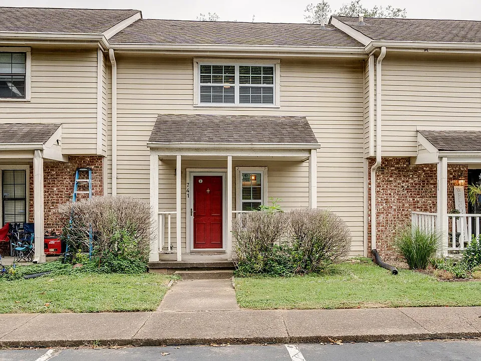 741 Longhunter Ct