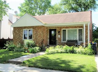 2815 W 98th St, Evergreen Park, IL 60805