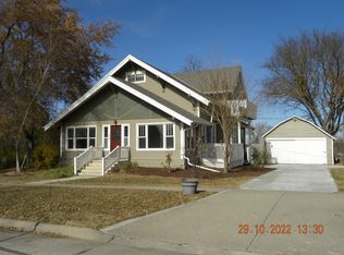 608 2nd St, Talmage, NE 68448