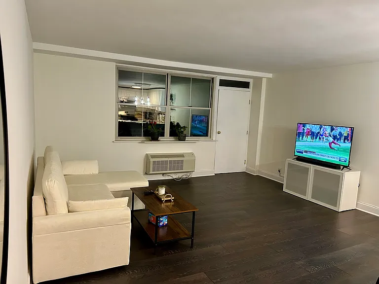 2030 N Adams St #1104 — Photo 9