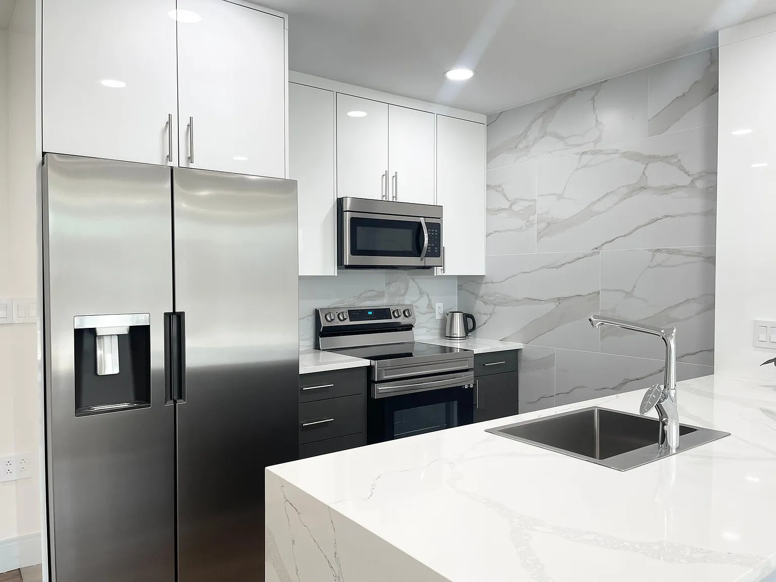 1 bed, 720 sqft, $1,700 — Photo 3