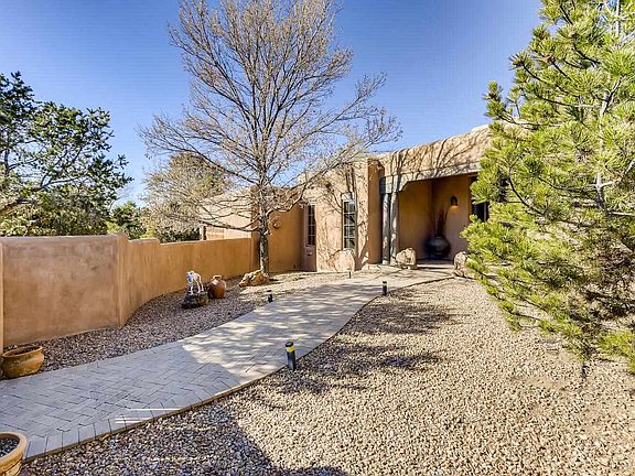 2nd image of 631 Camino Lejo