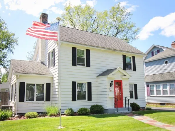 158 Gillette Ave, Springfield, MA 01118