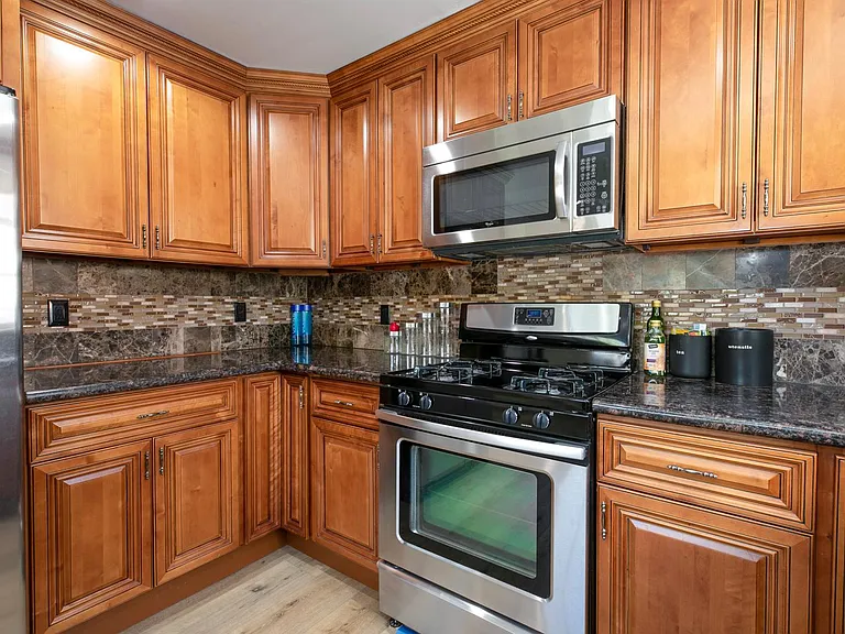 8437 Quartz Ave — Photo 13