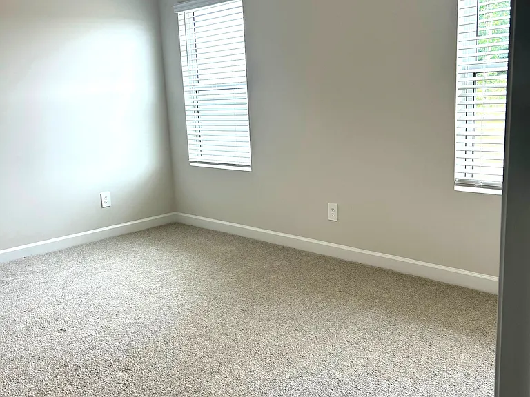 105 Pleasure Ln #1 — Photo 12