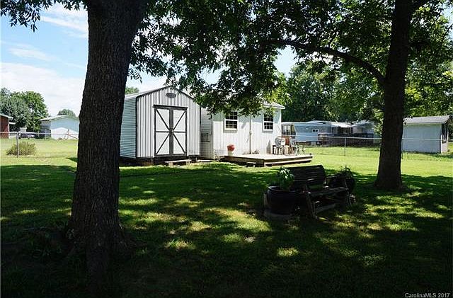 2nd image of 523 Kistler St