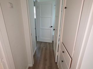 537 W 1st St #A, Oxnard, CA 93030