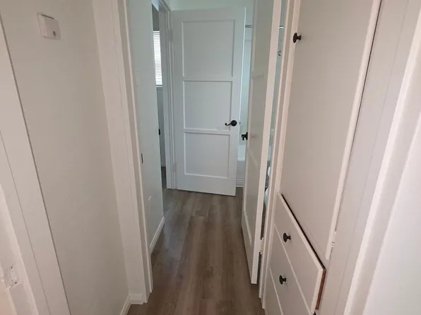 537 W 1st St #A, Oxnard, CA 93030