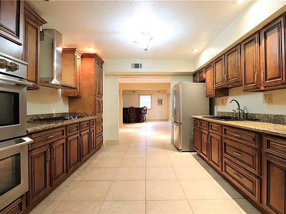 5th image of 4962 Metropolitan Dr