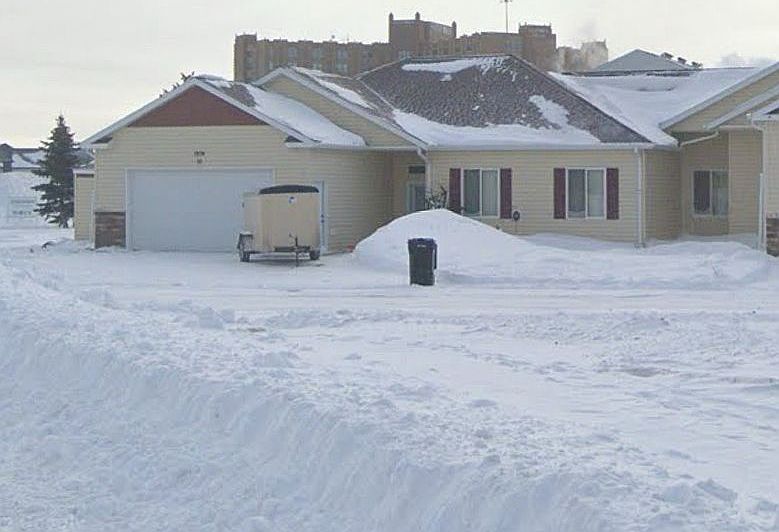 1st image of 1904 Burlington Dr Unit 10