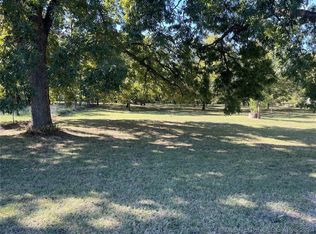 E Mississippi St, Durant, OK 74701