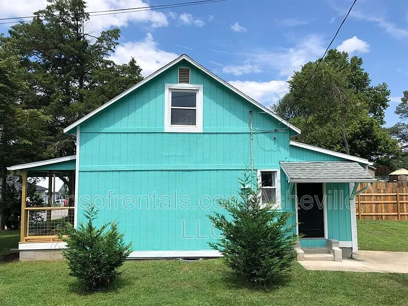 1 bed, 1.0 bath, 780 sqft, $1,650 — Photo 2