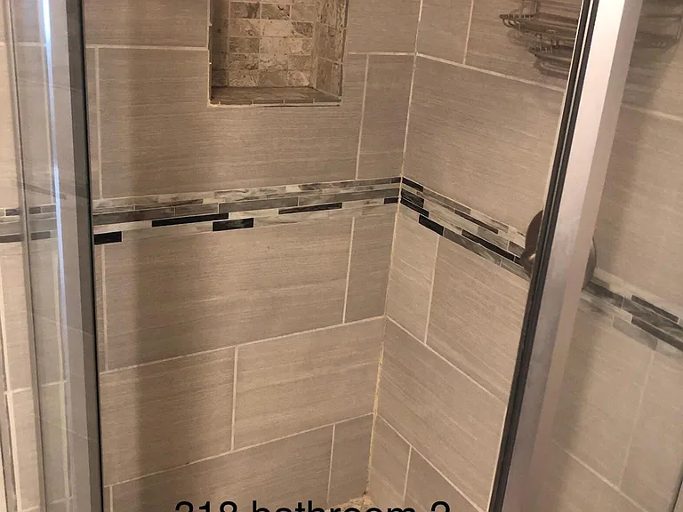 318 Pleasant St — Photo 8
