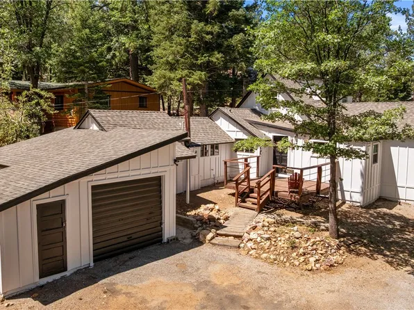 774 Eureka Dr, Big Bear Lake, CA 92315