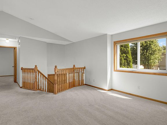 5th image of 701 Sunset St