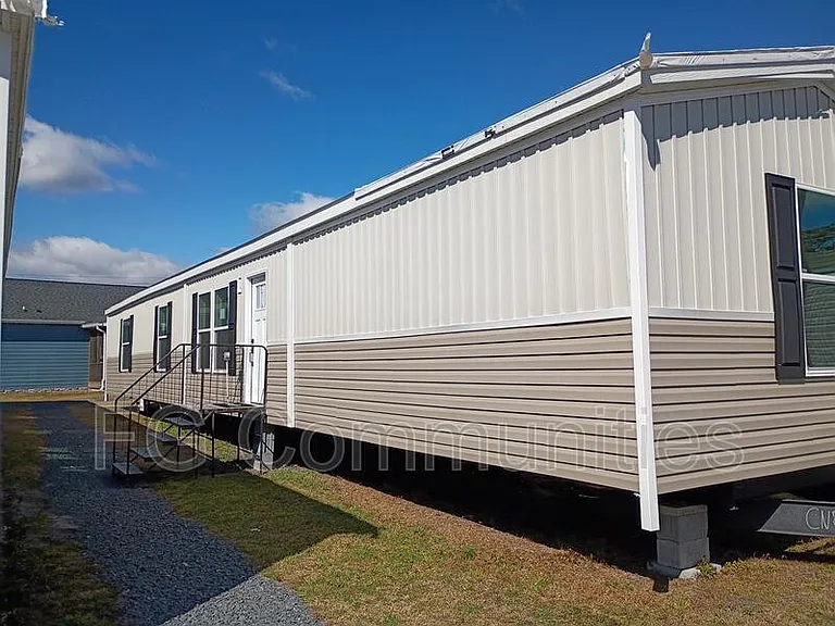 1124 N Bryan Rd #14 — Photo 1