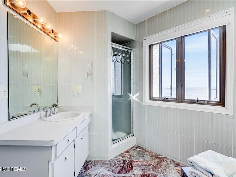 1207 Capstan Dr — Photo 40