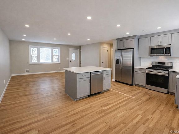 2nd image of 109 N Greene Avenue
