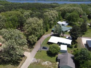 70 Patrick Dr, Springville, TN 38256