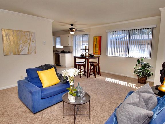 3rd image of 430 Grand Blvd APT 3