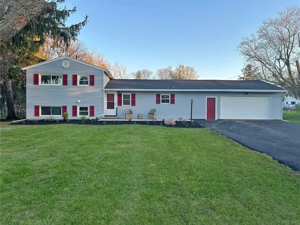 55 Thompson Rd, Rochester, NY 14623