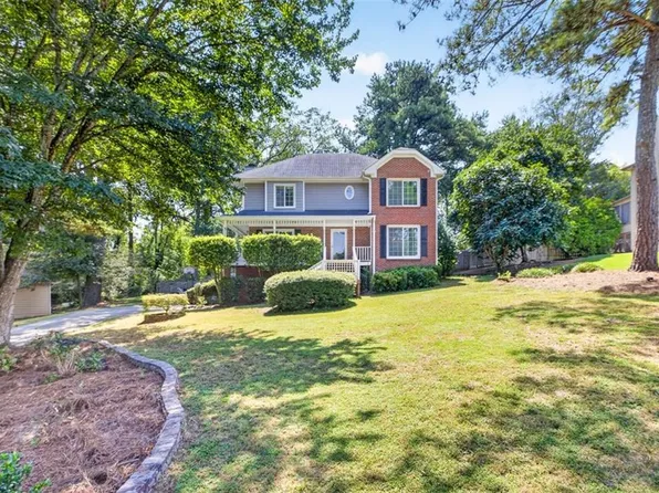 540 Clear Lake Ln, Suwanee, GA 30024
