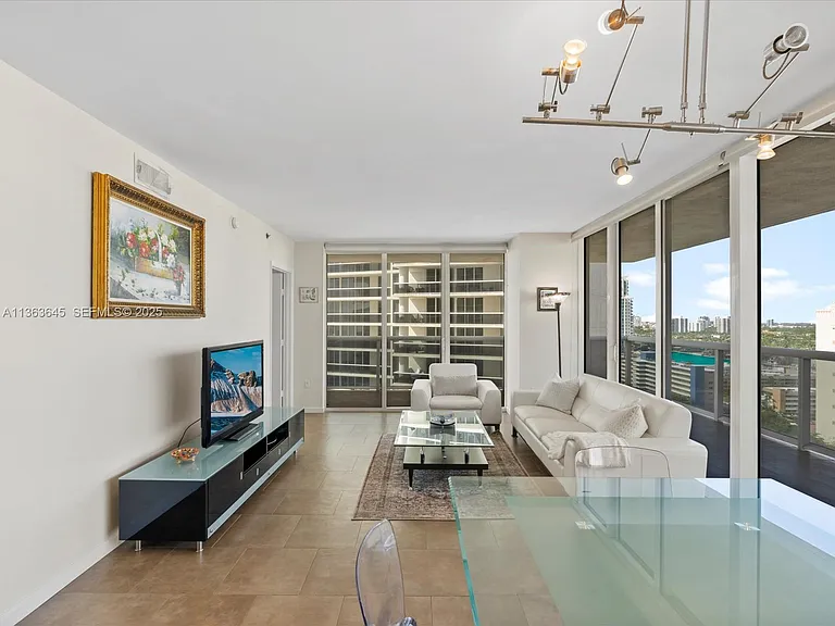 1830 S Ocean Dr #1806 — Photo 11