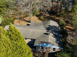 6211 Cardinal Dr, New Bern, NC 28560
