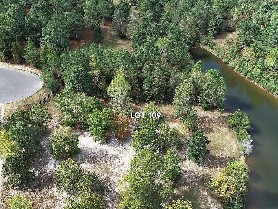 2nd image of 293 Gails Rd