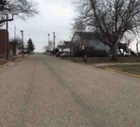 Exterior Neighborhood (street photo)