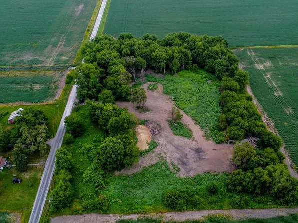 2775 E 600 North Rd, Milford, IL 60953