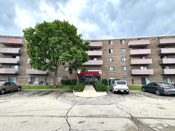 1460 Fairlane Dr APT 311, Schaumburg, IL 60193