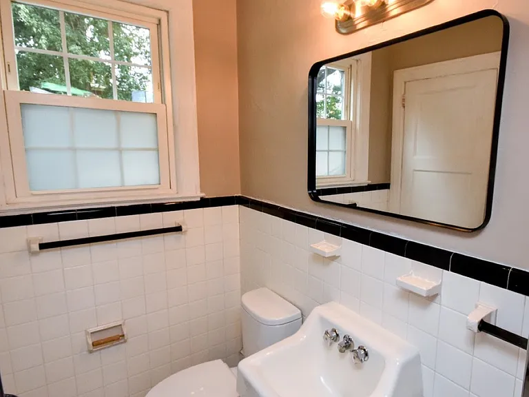 1330 Monterey Ave #1 — Photo 7