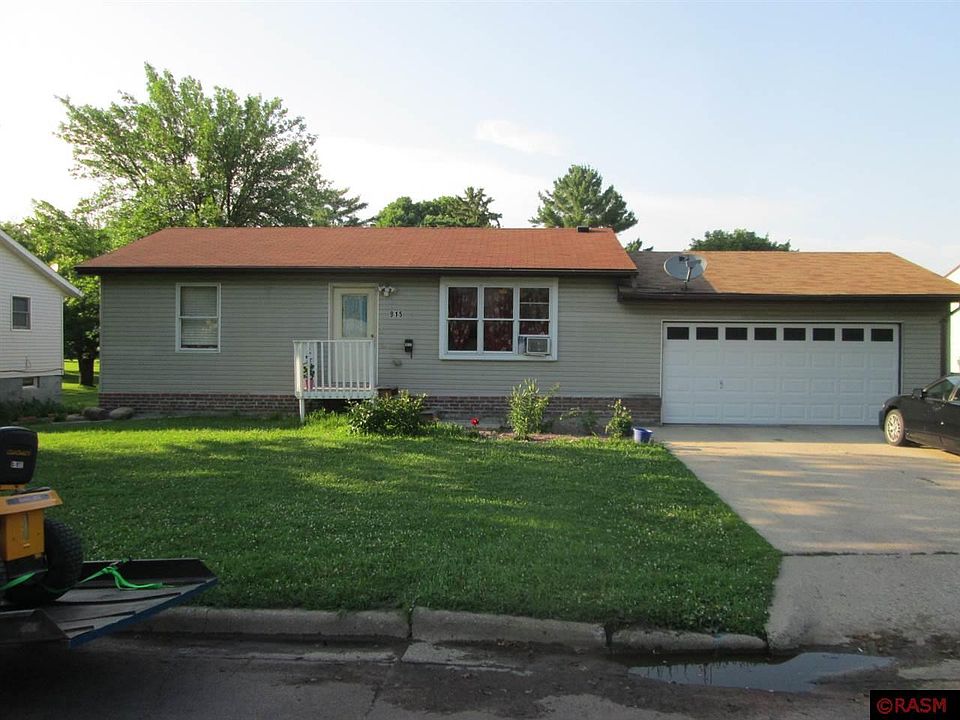 1st image of 915 9th Ave N