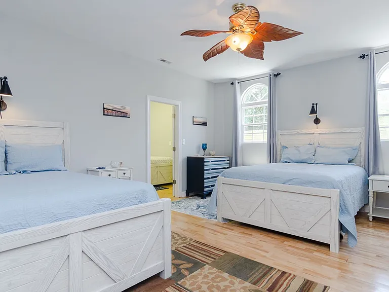 102 Moorefield Dr — Photo 30