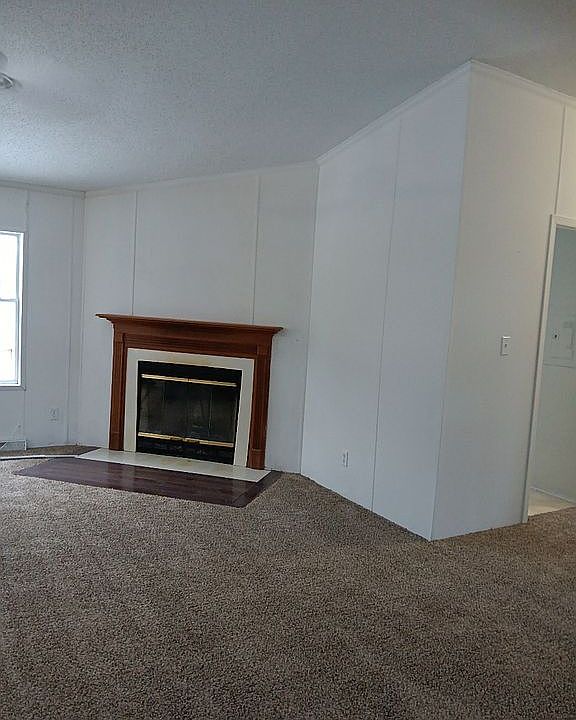 2nd image of 259 Jacqualyn Dr
