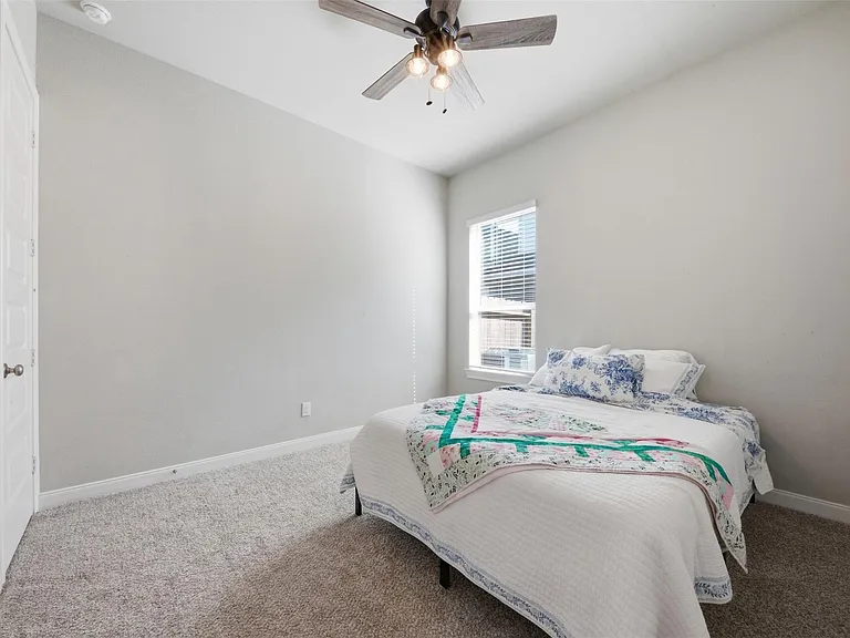 2406 Driftwood Trl — Photo 14